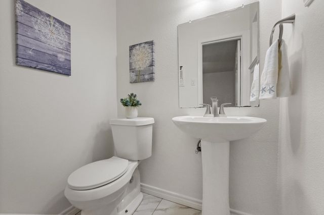 1710 Western Park Drive, Dallas, TX 75211