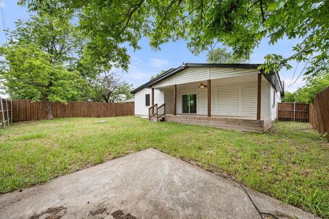 1710 Western Park Drive, Dallas, TX 75211