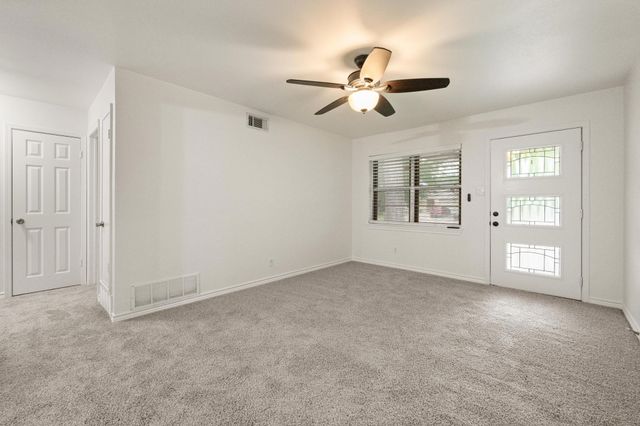 1710 Western Park Drive, Dallas, TX 75211