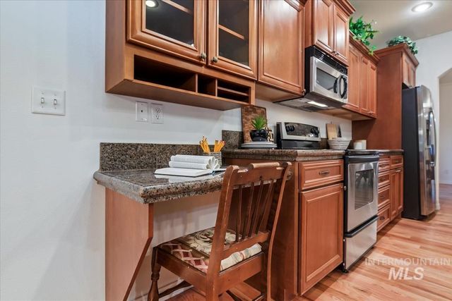 2308 E Chimere Dr, Meridian, ID 83646