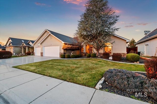 2308 E Chimere Dr, Meridian, ID 83646