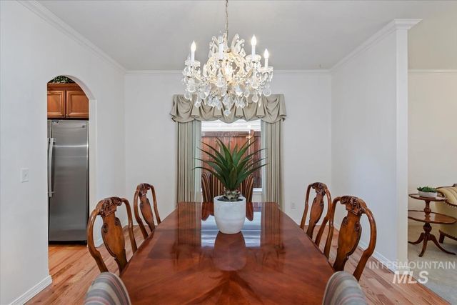 2308 E Chimere Dr, Meridian, ID 83646