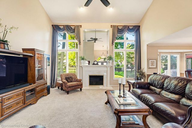 14281 Bournemuth Drive, Shelby Charter Township, MI 48315