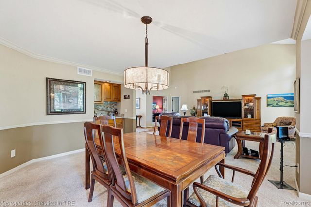 14281 Bournemuth Drive, Shelby Charter Township, MI 48315