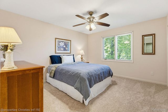 14281 Bournemuth Drive, Shelby Charter Township, MI 48315