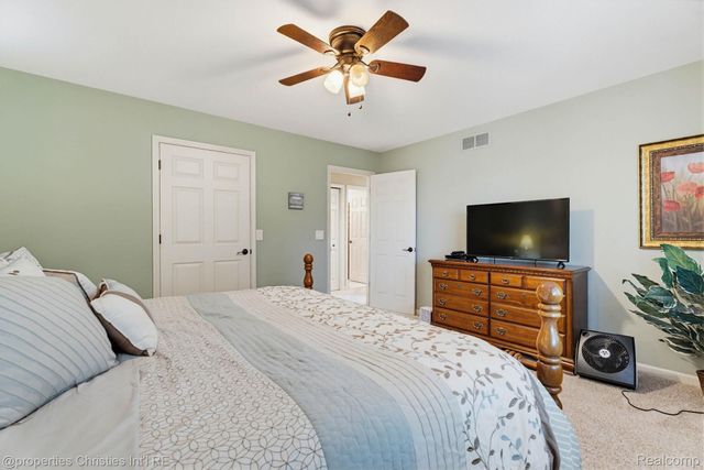 14281 Bournemuth Drive, Shelby Charter Township, MI 48315