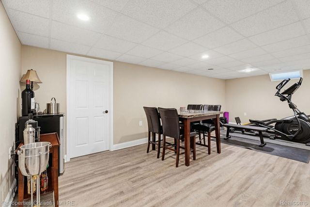 14281 Bournemuth Drive, Shelby Charter Township, MI 48315