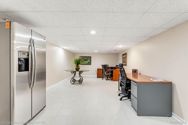 14281 Bournemuth Drive, Shelby Charter Township, MI 48315