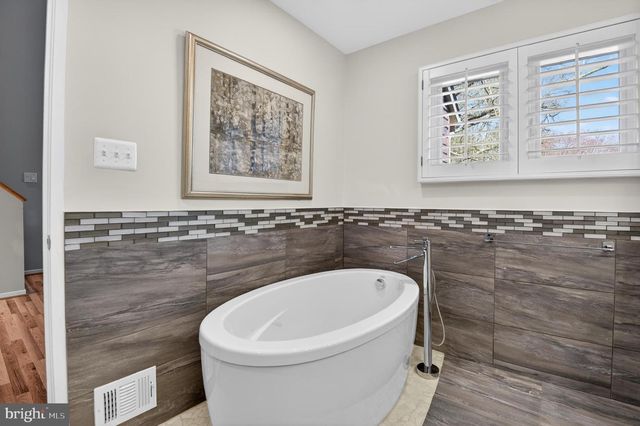 10807 WHITERIM DR, Potomac, MD 20854