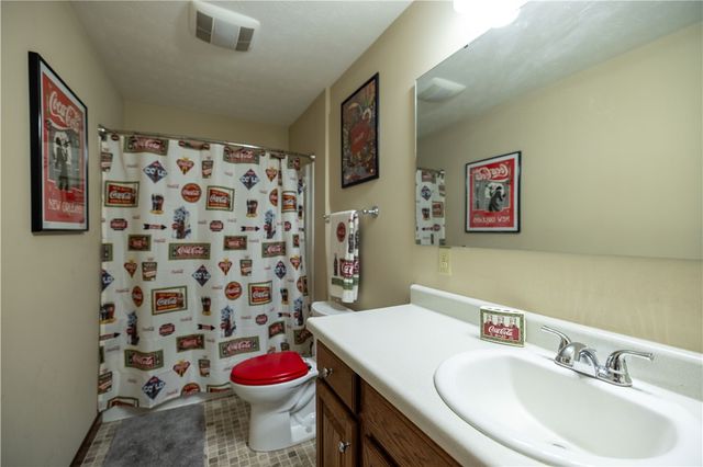 6300 Plateau Drive, Springfield, OH 45502