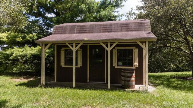 6300 Plateau Drive, Springfield, OH 45502