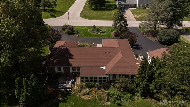 6300 Plateau Drive, Springfield, OH 45502