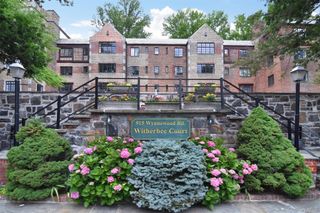 915 Wynnewood Road A3, Pelham, NY 10803