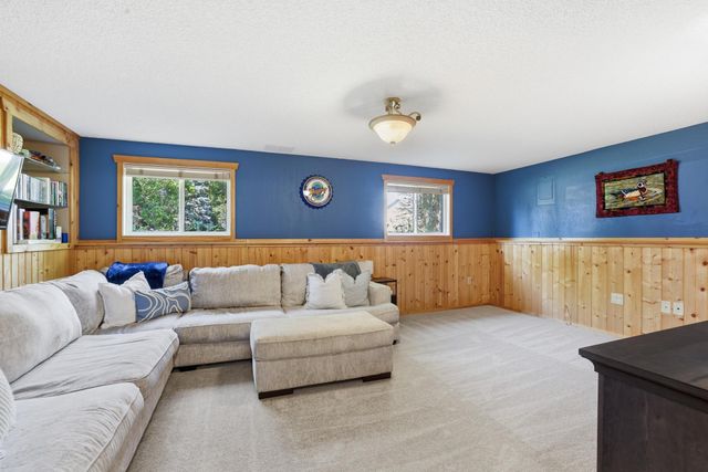 7686 Ivystone Avenue S, Cottage Grove, MN 55016