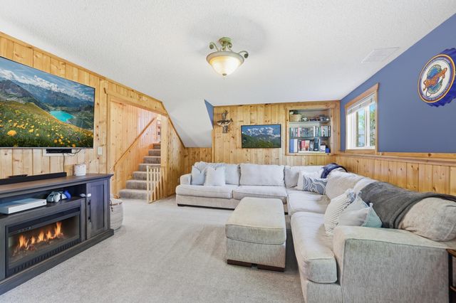 7686 Ivystone Avenue S, Cottage Grove, MN 55016