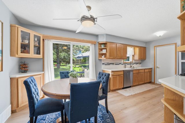 7686 Ivystone Avenue S, Cottage Grove, MN 55016
