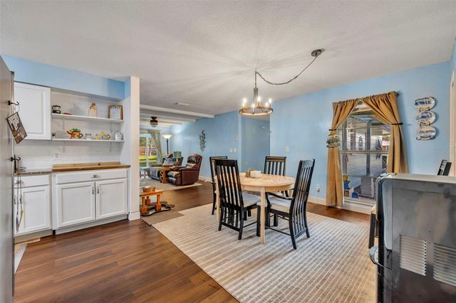 10 SPRING LAKE RUN, Ocala, FL 34472