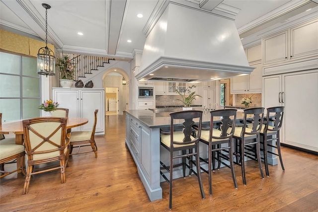 117 Hawkins Island Circle, St Simons Island, GA 31522