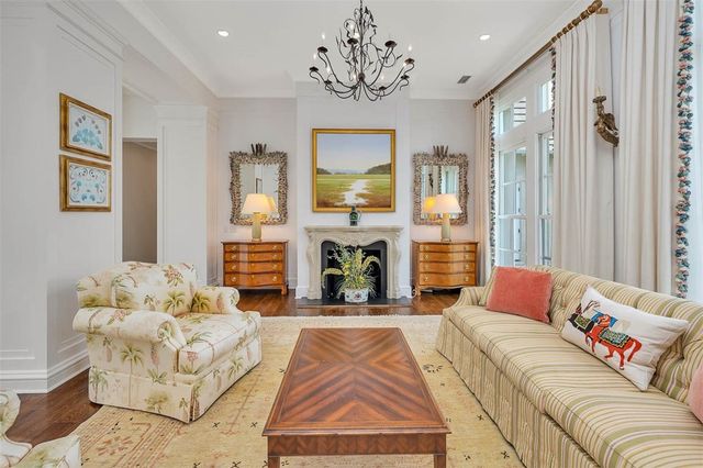 117 Hawkins Island Circle, St Simons Island, GA 31522