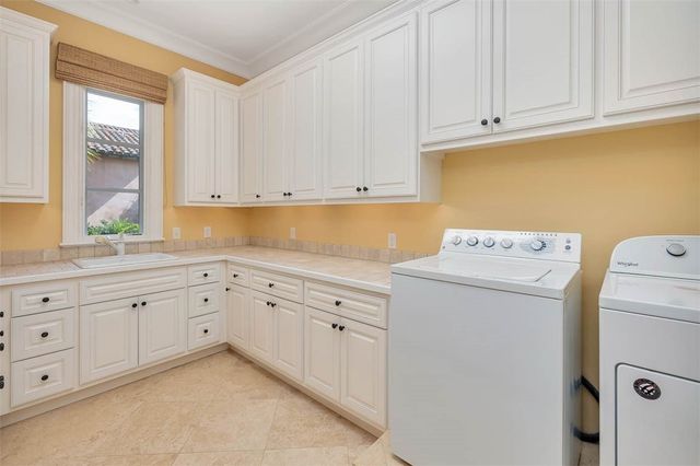 117 Hawkins Island Circle, St Simons Island, GA 31522