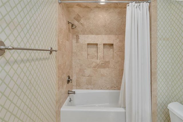 117 Hawkins Island Circle, St Simons Island, GA 31522