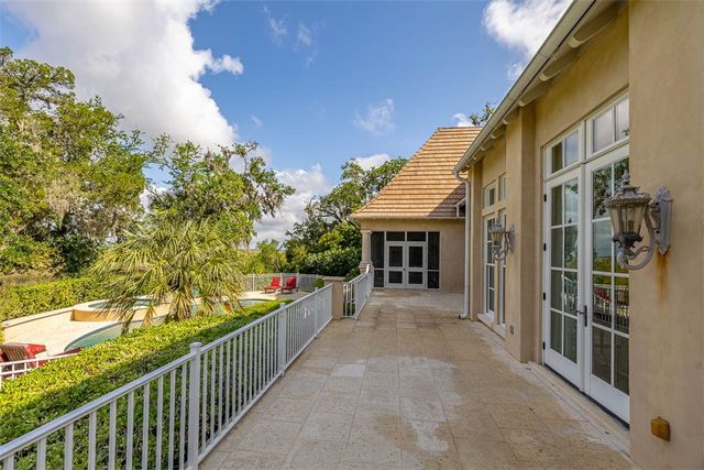 117 Hawkins Island Circle, St Simons Island, GA 31522