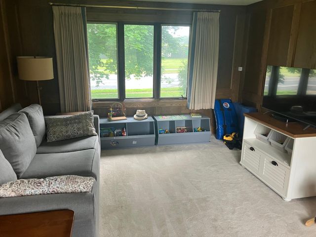 7524 Noble Avenue N, Brooklyn Park, MN 55443