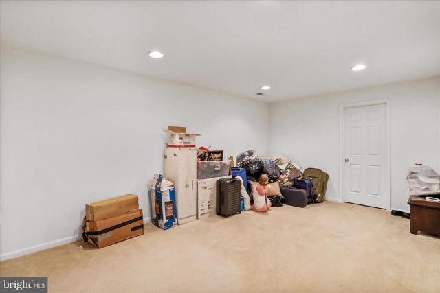 301 FONTANA CIR, Martinsburg, WV 25403