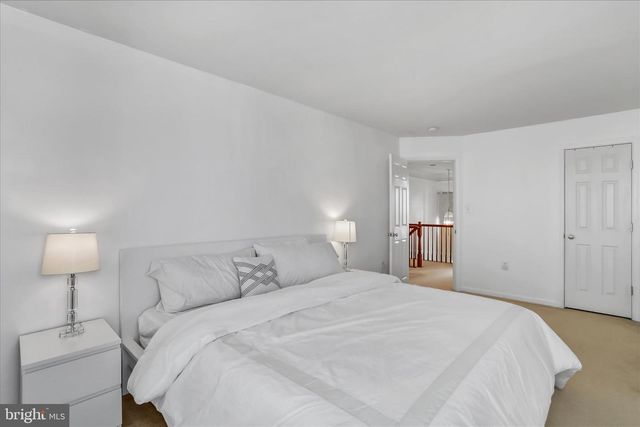 301 FONTANA CIR, Martinsburg, WV 25403