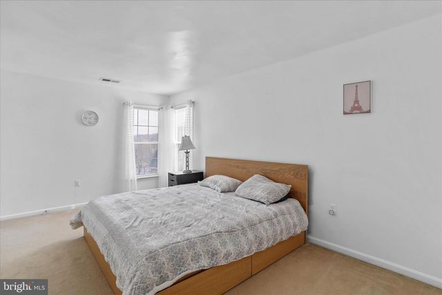 301 FONTANA CIR, Martinsburg, WV 25403