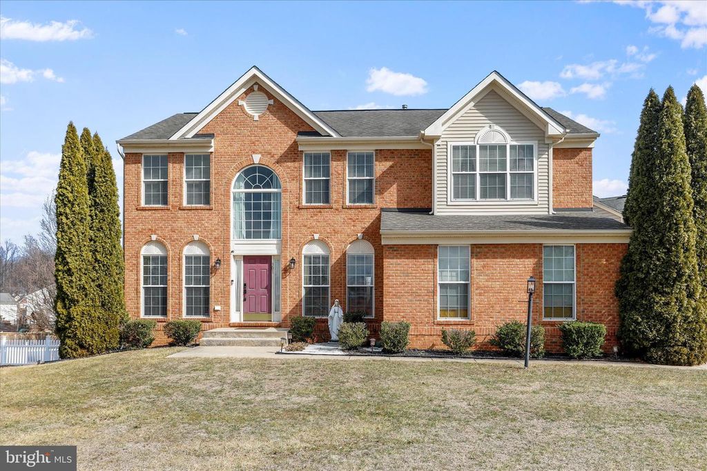 301 FONTANA CIR, Martinsburg, WV 25403