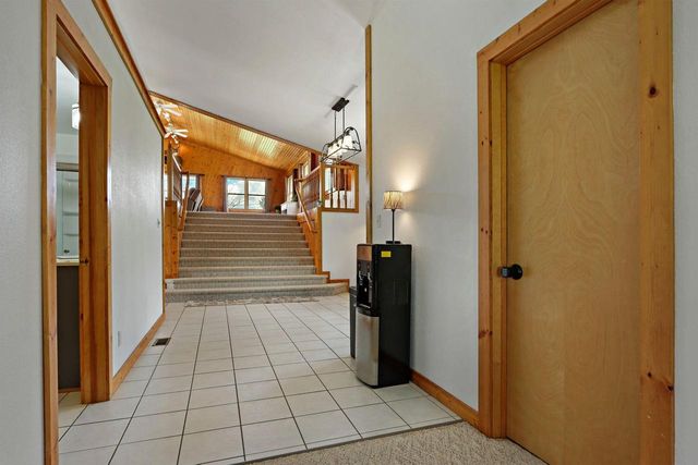 7512 336th AVENUE, Burlington, WI 53105