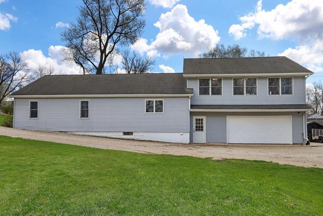 7512 336th AVENUE, Burlington, WI 53105