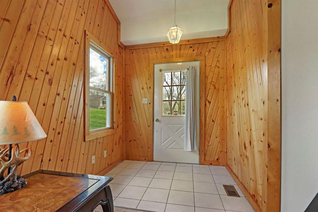 7512 336th AVENUE, Burlington, WI 53105