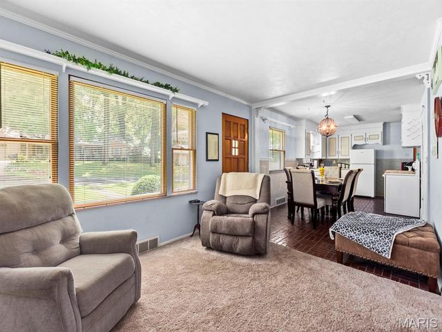 1005 Merrill Street, Lebanon, IL 62254
