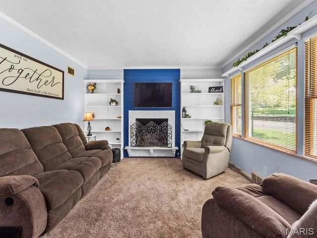 1005 Merrill Street, Lebanon, IL 62254