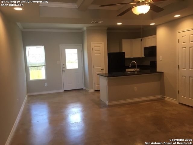 16910 Spirit Brk Unit 1, Selma, TX 78154