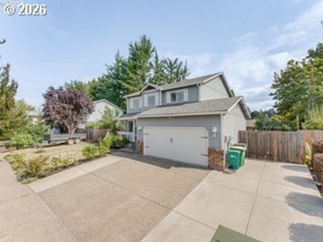 3200 Se HAMPTON Loop, Troutdale, OR 97060