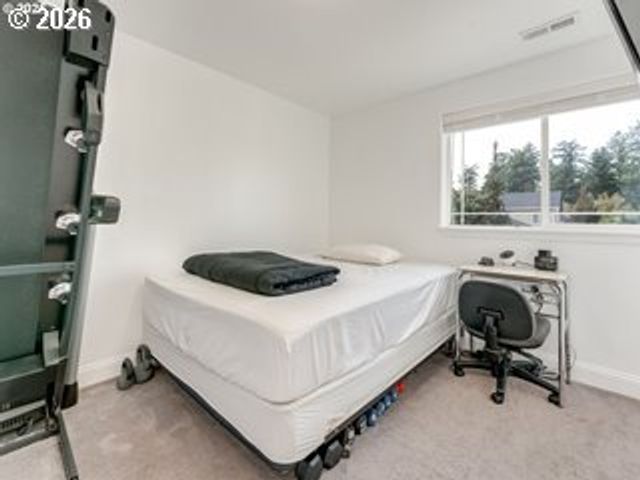 3200 Se HAMPTON Loop, Troutdale, OR 97060