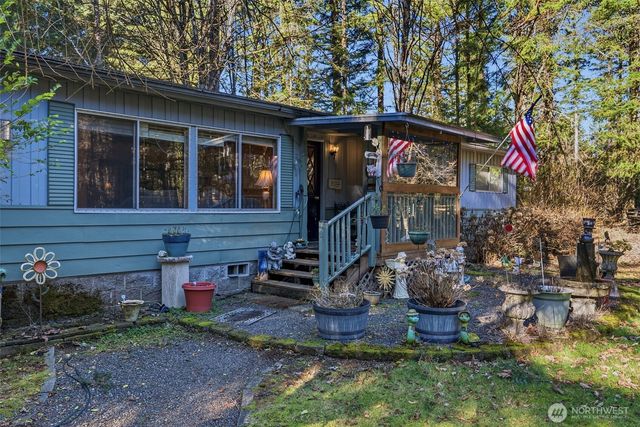 282 Panda Road, Washougal, WA 98671