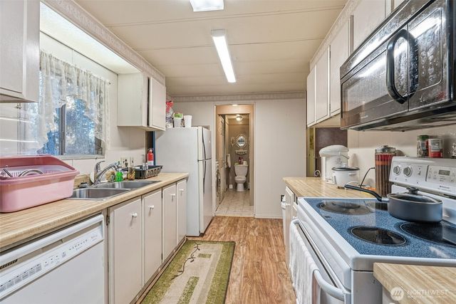 282 Panda Road, Washougal, WA 98671