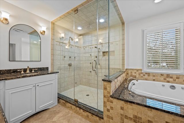 265 Dickens Street, Northfield, IL 60093