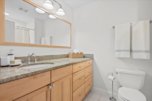 265 Dickens Street, Northfield, IL 60093