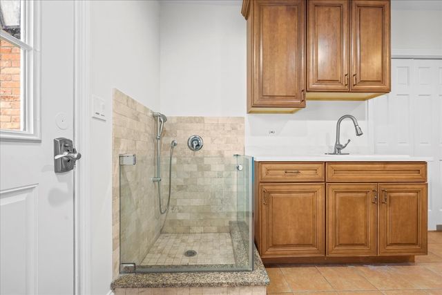 265 Dickens Street, Northfield, IL 60093