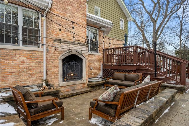 265 Dickens Street, Northfield, IL 60093