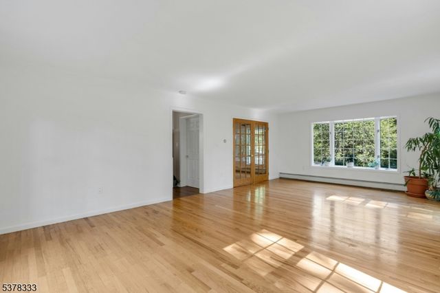 82 Union Hill Rd, Parsippany-troy Hills Twp., NJ 07950