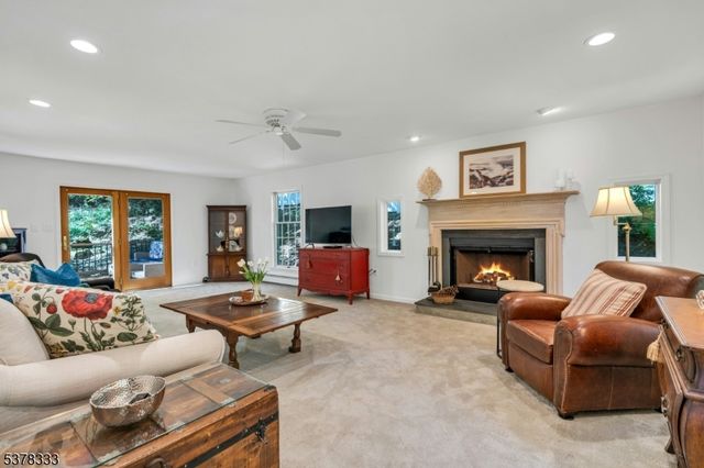 82 Union Hill Rd, Parsippany-troy Hills Twp., NJ 07950