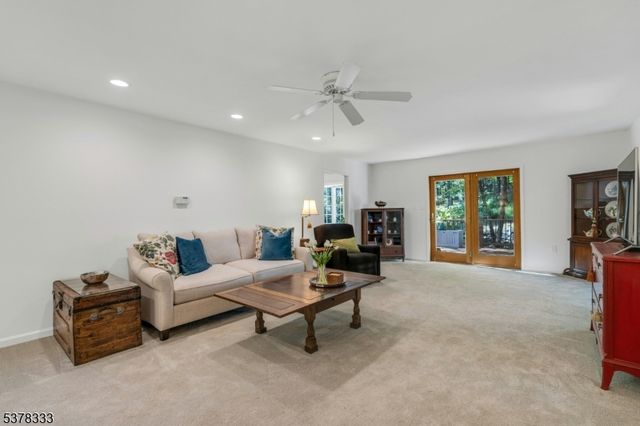 82 Union Hill Rd, Parsippany-troy Hills Twp., NJ 07950