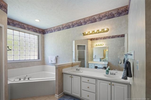 321 Stone Cross Drive, Spring Lake, NC 28390