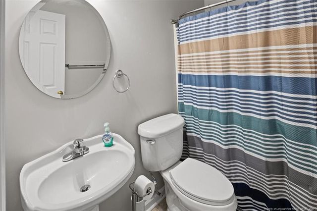 321 Stone Cross Drive, Spring Lake, NC 28390